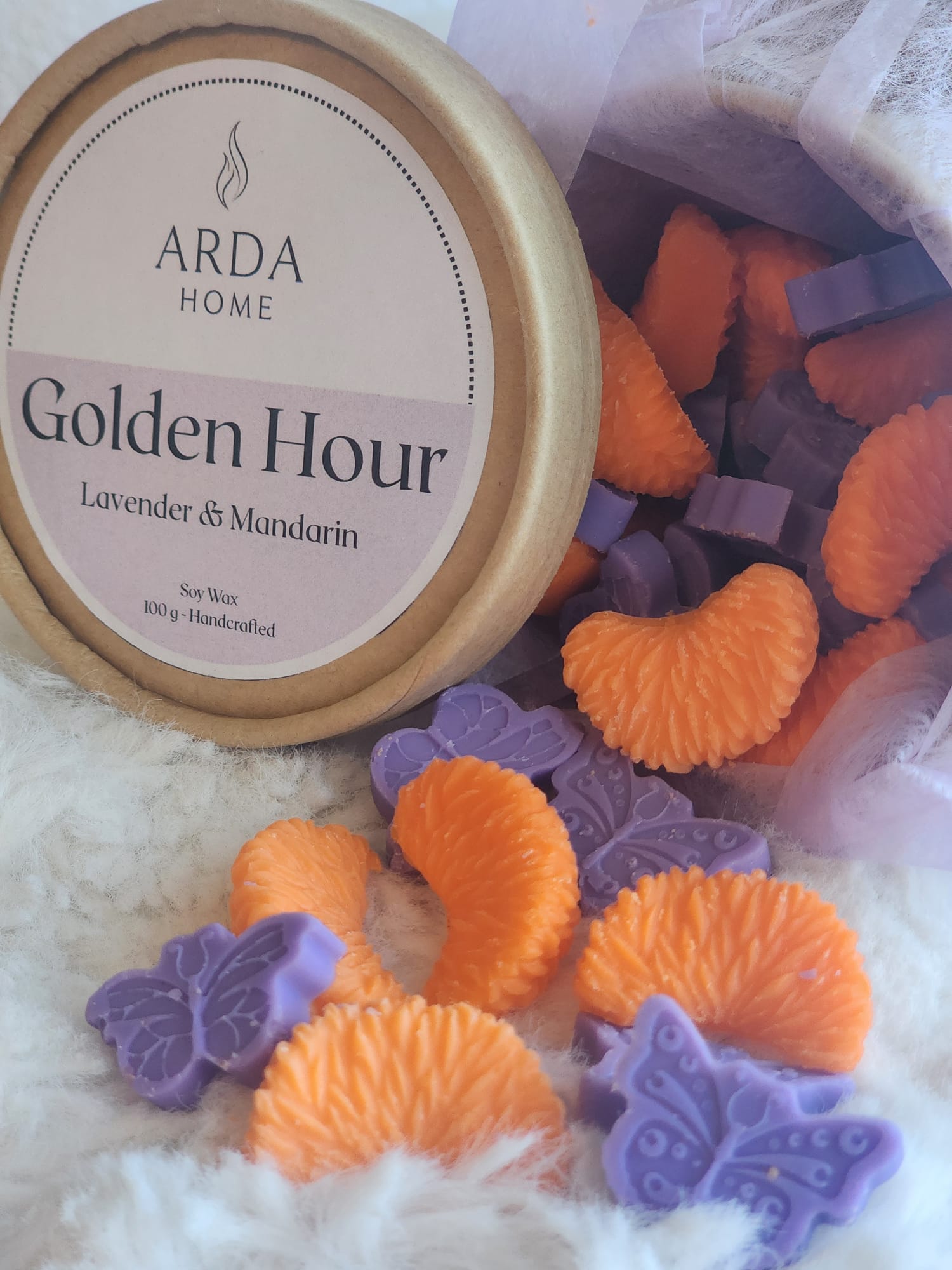 Detalle de los wax melts Golden Hour elaborados con cera 100% vegetal de soja.